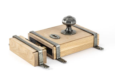 Pewter Patina Oak Box Lock & Octagonal Knob Set