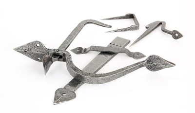 Pewter Patina Tuscan Thumblatch