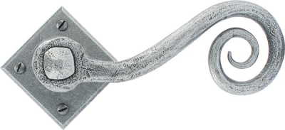 Pewter Patina Monkeytail Lever on Rose Set (Diamond)