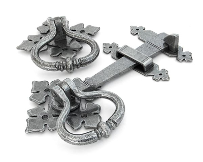 From the Anvil Shakespeare Latch Set