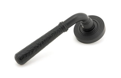 Matt Black Hammered Newbury Lever on Rose Set (Sprung)