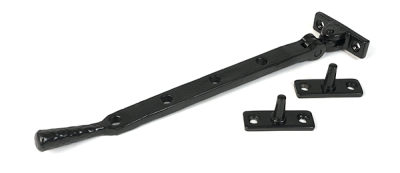 Black Hammered Newbury Stay