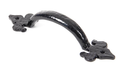 Black Cast Fleur-De-Lys Pull Handle