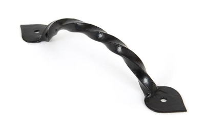 Black Twist Pull Handle