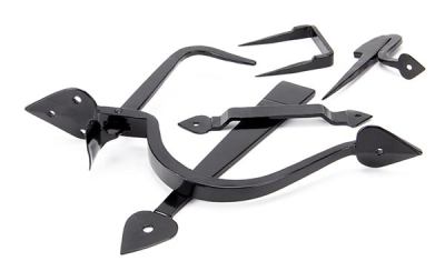 Black Tuscan Thumblatch