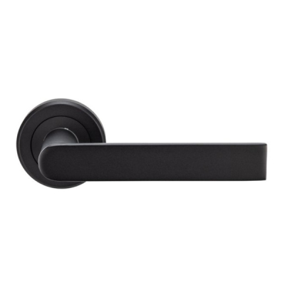 Edge Lever Handle on Rose Set - Matt Black