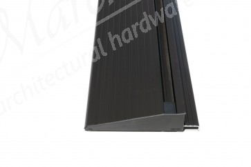 Centor E3 Disabled Sill 3000mm - Black