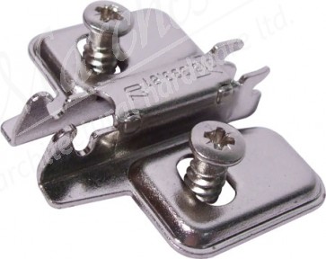 Cruciform mounting plate, for click on system, pre-mounted Euro screws