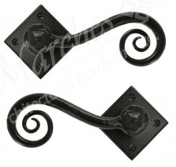 Monkeytail on Diamond Rosette - Black 