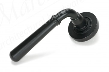 Newbury Lever on Rose Set (Plain) - Matt Black