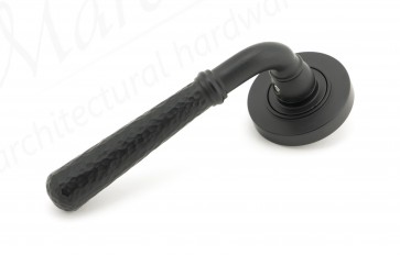 Matt Black Hammered Newbury Lever on Rose Set (Plain) - Unsprung