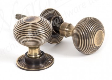 Heavy Beehive Mortice/Rim Knobs - Aged Brass
