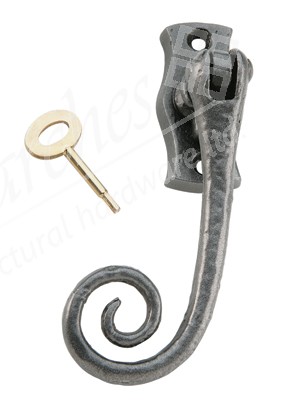 Locking window handle