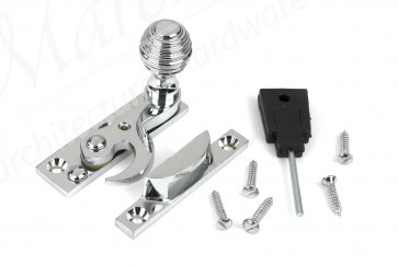 Locking Claw Fastener Reeded Knob - Polished Chrome