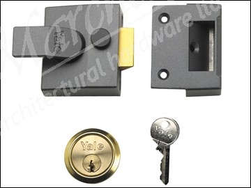 85 Deadlocking Nightlatch Chrome Finish 40mm Backset Boxed