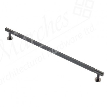 Lines Pull Handle 370mm (320mm cc) - Matt Black