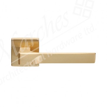 Carlisle Flash Lever on Square Rose - Satin Brass