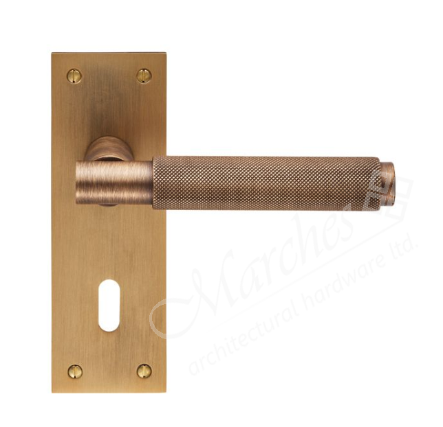Varese Knurled Lever Lock Handle Antique Brass Lever Handles on Backplate Door Handles