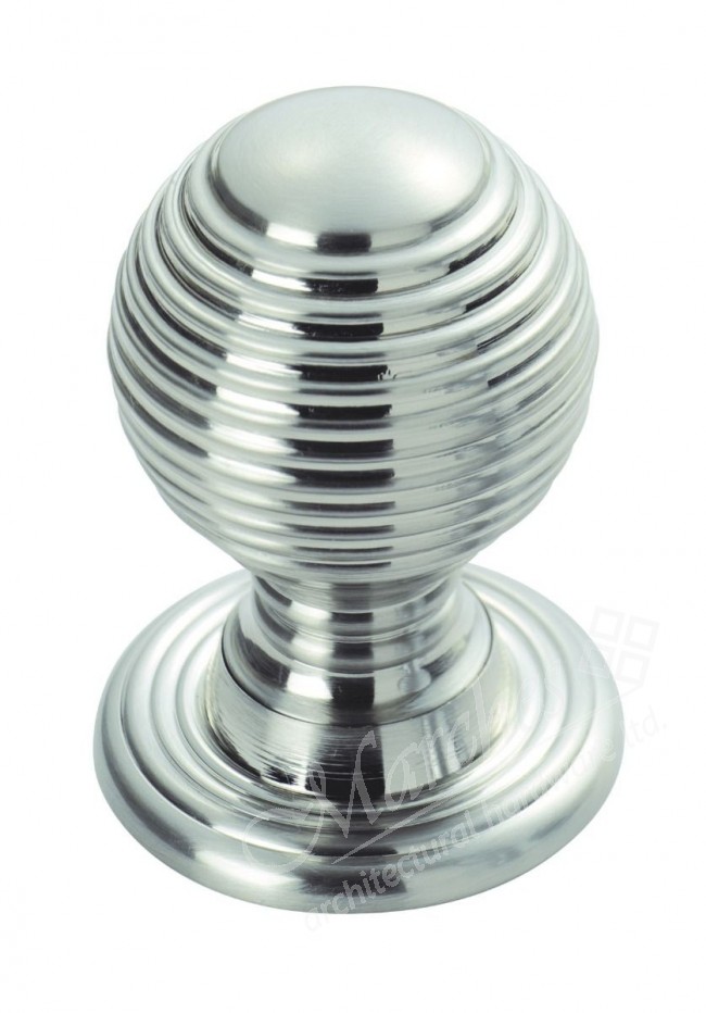 Victorian Cupboard Knob - 50mm - Polished Brass | Welling UK