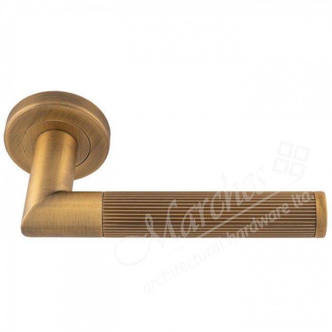 Carlisle Serozzetta Trend Lines Lever on Round Rose Antique Brass